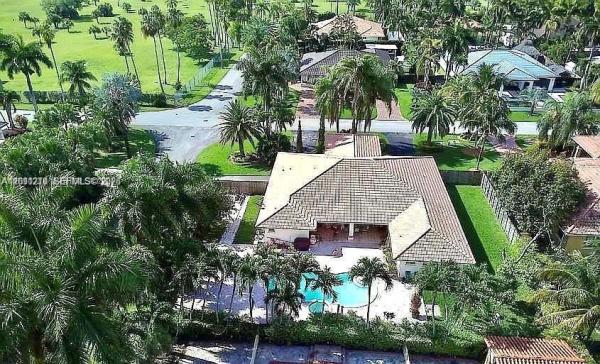12421 SW 76th St, Unincorporated Dade County, Florida 33183, image 1