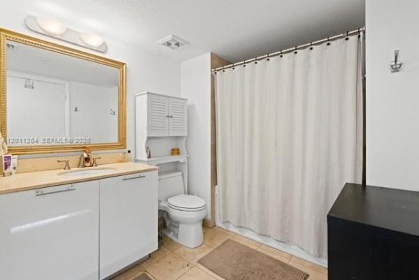 1800 Club, 1800 N Bayshore Dr #1604, Miami, Florida 33132, image 1
