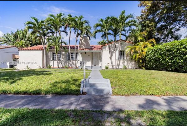 437 NE 107th St, Unincorporated Dade County, Florida 33161, image 1