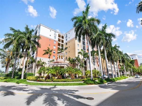 Porto Bellagio, 17100 N Bay Rd #1614, Sunny Isles Beach, Florida 33160, image 1