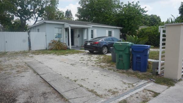 Norwood, 335 NW 187th St, Miami Gardens, Florida 33169, image 1