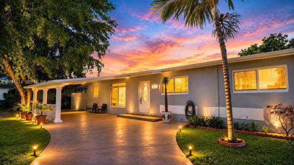 7855 SW 22nd St, Unincorporated Dade County, Florida 33155, image 1