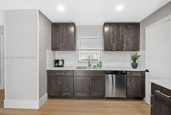 North Palm Beach Village, 736 Prosperity Farms Rd, North Palm Beach, Florida 33408, image 2