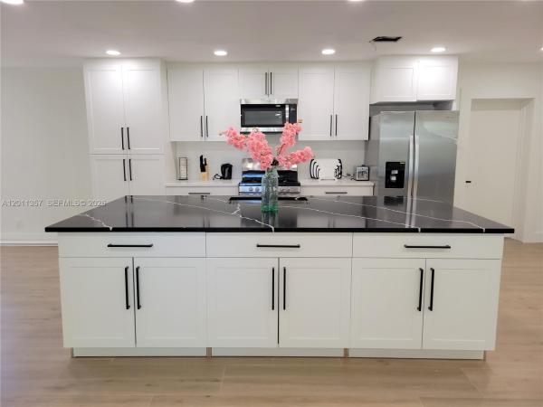 North Palm Beach Village, 735 Tradewind Dr, North Palm Beach, Florida 33408, image 2