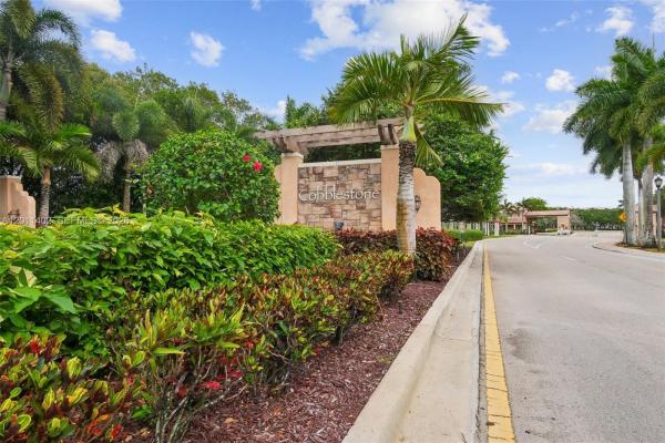 1049 SW 147th Ave #5607, Pembroke Pines, Florida 33027, image 1
