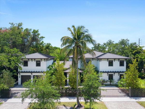 8100 SW 96th St, Unincorporated Dade County, Florida 33156, image 1