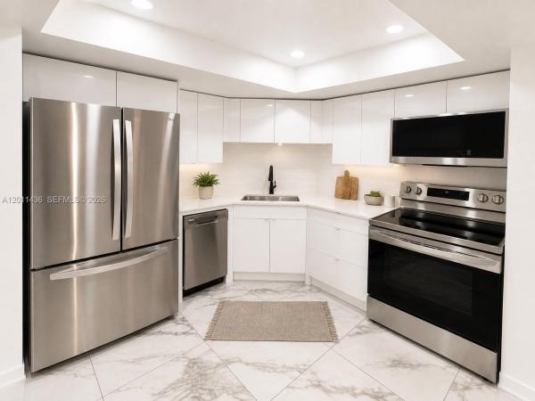 Carlton Tower, 3000 E Sunrise Blvd #3G, Fort Lauderdale, Florida 33304, image 2