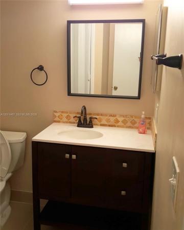 Racquet Club At Bonaventure, 213 Lakeview Dr #201, Weston, Florida 33326, image 1