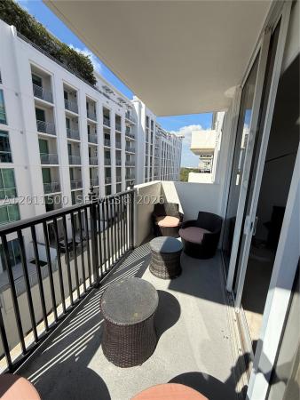One Village Place, 4100 Salzedo St #811, Coral Gables, Florida 33146, image 3