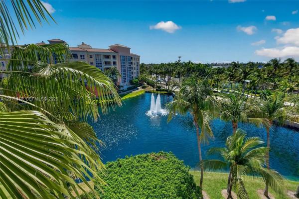 Resort Villa, 705 Crandon Blvd #506, Key Biscayne, Florida 33149, image 1