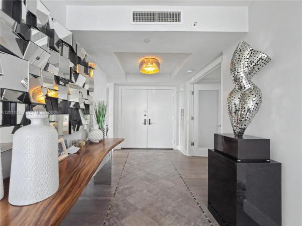 The Pinnacle, 17555 Collins Ave #2501, Sunny Isles Beach, Florida 33160, image 2