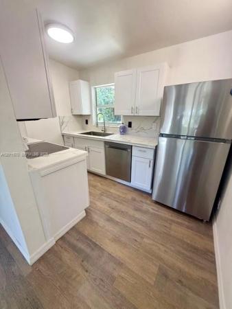 530 Mentone Rd, Lake Worth, Florida 33462, image 1
