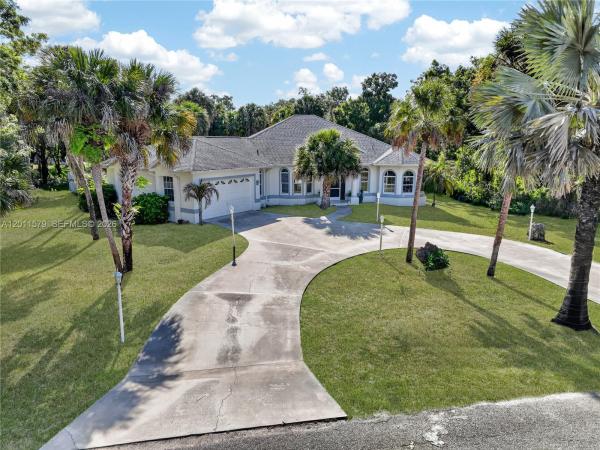 Lehigh Acres, Lehigh Acres, Florida 33972, image 2
