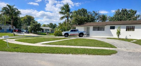15761 SW 303rd St, Homestead, Florida 33033, image 1