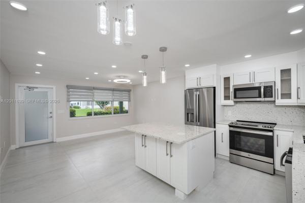 Upminster, 102 E Upminster E #102, Deerfield Beach, Florida 33442, image 1