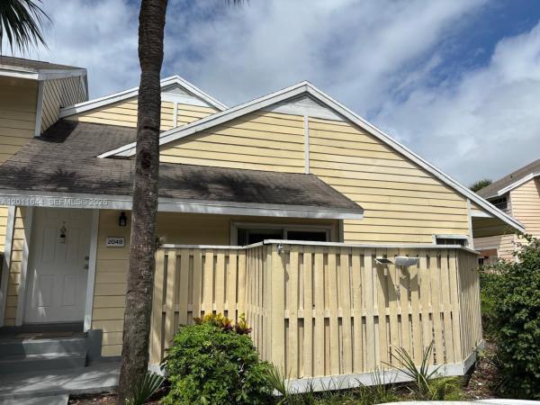 Players Place, 2048 Champions Way, North Lauderdale, Florida 33068, image 1