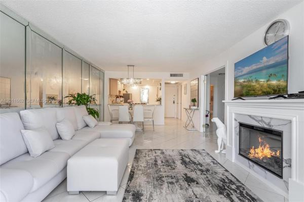 Hallandale Beach, Florida 33009, image 1