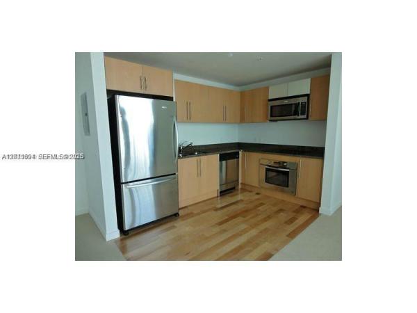 Met 1, 300 S Biscayne Blvd #T-2903, Miami, Florida 33131, image 1