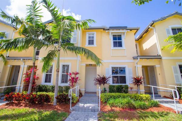 Fiji, 132 SE 28th Pl #7, Homestead, Florida 33033, image 1
