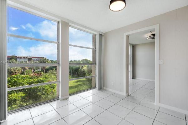 De Soto Park North, 2101 Atlantic Shores Blvd #412, Hallandale Beach, Florida 33009, image 1
