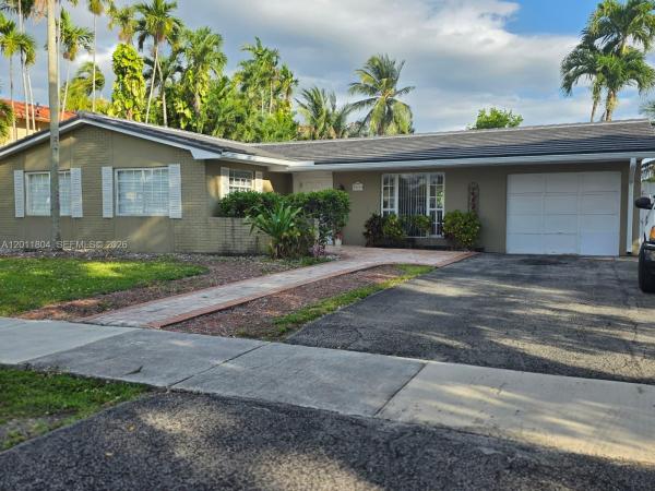14020 SW 83rd St, Unincorporated Dade County, Florida 33183, image 1