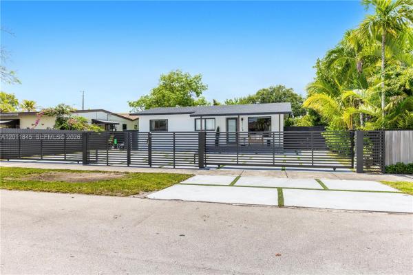 8310 SW 45th St, Unincorporated Dade County, Florida 33155, image 1