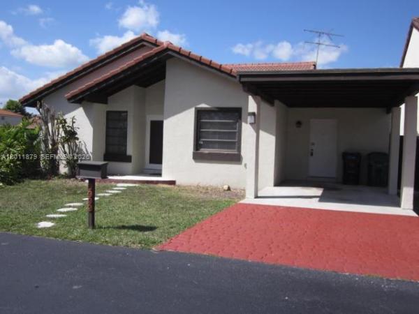 8853 SW 112th Pl, Unincorporated Dade County, Florida 33176, image 1