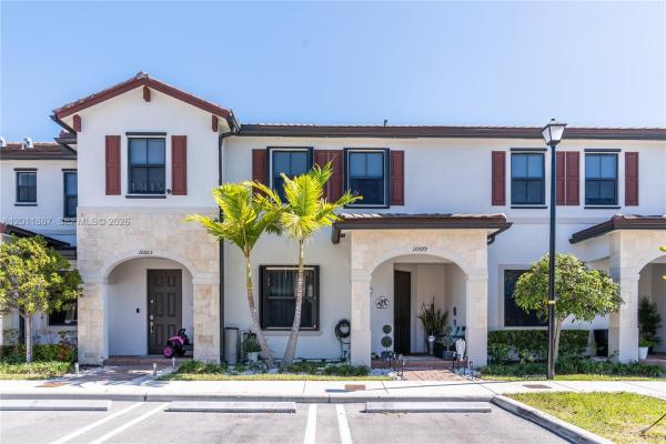 10599 W 33rd Ct, Hialeah, Florida 33018, image 1