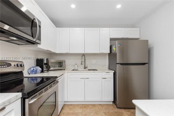 The Cove, 21133 SW 85th Ave #103, Cutler Bay, Florida 33189, image 3