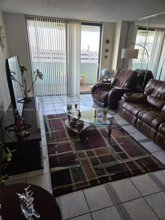 Hialeah, Florida 33012, image 1