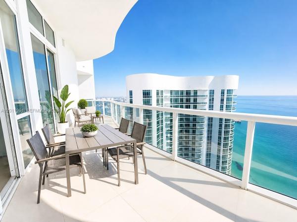 Tdr Tower 2, 15901 Collins Ave #4303, Sunny Isles Beach, Florida 33160, image 1
