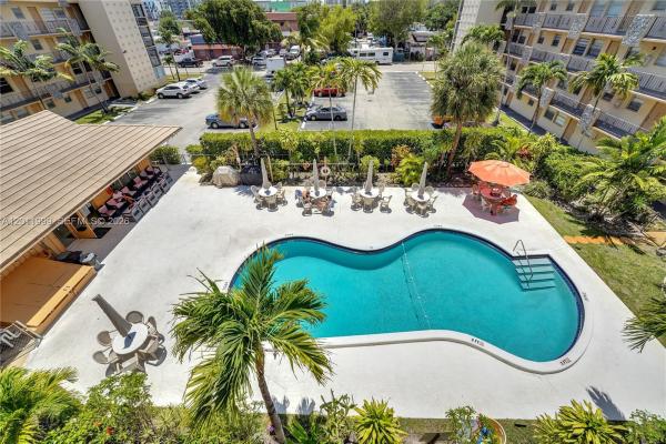 Warrenton House, 2145 Pierce St #418, Hollywood, Florida 33020, image 3