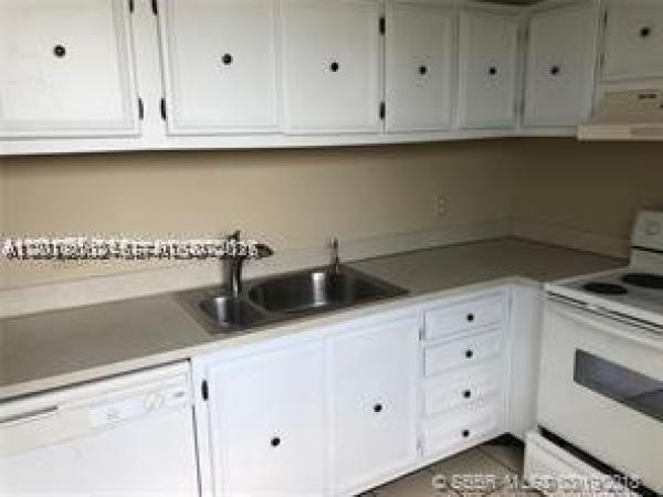 Live Oak Of Pine Island Ridge, 9470 Live Oak Pl #306, Davie, Florida 33324, image 1