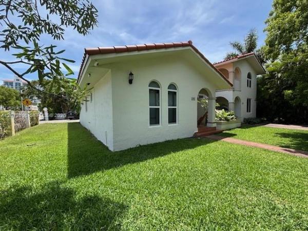 Granada, 400 Majorca Ave, Coral Gables, Florida 33134, image 1