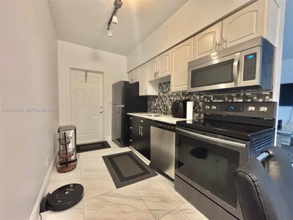 The Waterway At Hollywood Beach, 2200 S Ocean Dr #N109, Hollywood, Florida 33019, image 1