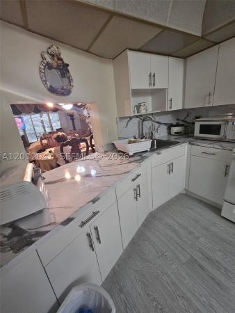 1670 NE 191st St #109-3, Unincorporated Dade County, Florida 33179, image 1