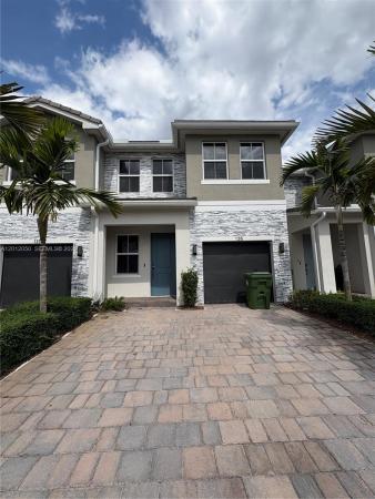 Merrick Square, 135 SW 171st Ln, Pembroke Pines, Florida 33027, image 1