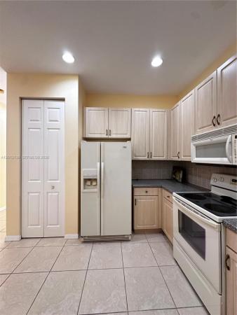 Mariner Bay At Hutchinson Island, 606 Mariner Bay Blvd, Fort Pierce, Florida 34949, image 2
