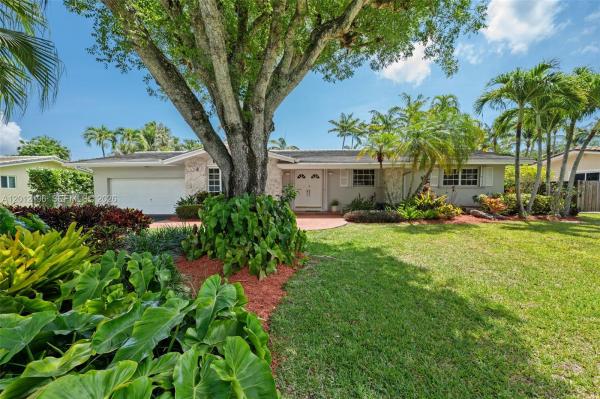 Palmetto Road Estates, 15705 SW 77th Ave, Palmetto Bay, Florida 33157, image 1