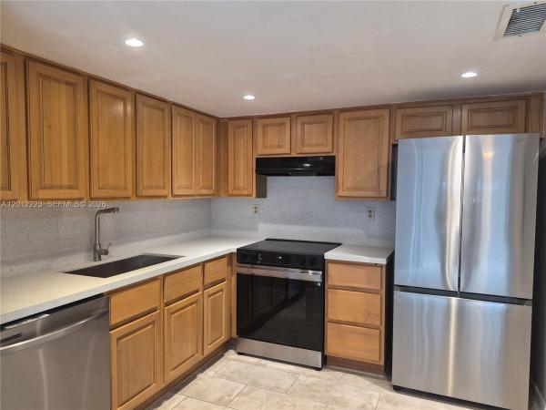 Brentwood West, 6528 SW 41st Ct #95, Davie, Florida 33314, image 1