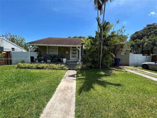 430 NE 110th Ter, Unincorporated Dade County, Florida 33161, image 1
