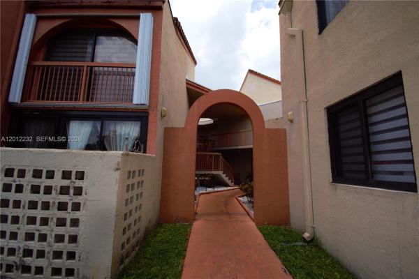 10241 NW 9th St Cir #112-5, Unincorporated Dade County, Florida 33172, image 1