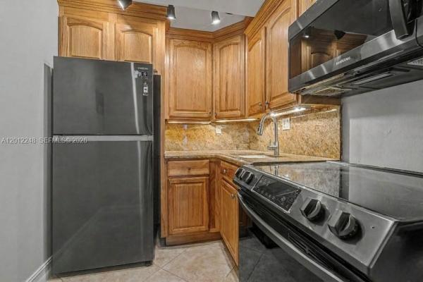 Monterey Gardens Of Pinecrest, 8609 SW 68th Ct #22, Pinecrest, Florida 33156, image 1