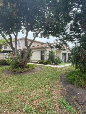 The Towns Of Lakeside Green, 4411 Willow Pond Rd #C, West Palm Beach, Florida 33417, image 1