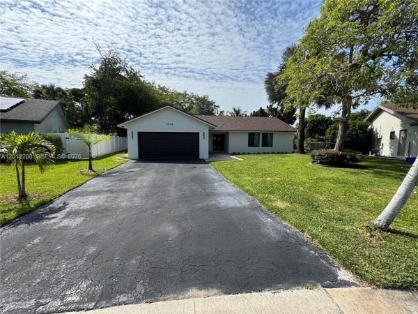 American Homes At Southwind Lakes, 9234 Southampton Pl, Boca Raton, Florida 33434, image 1