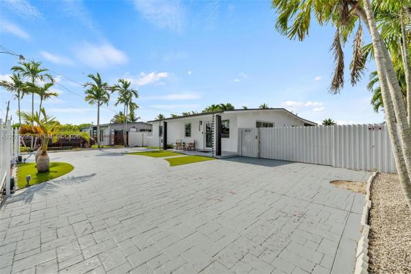 11500 SW 57th Ter, Unincorporated Dade County, Florida 33173, image 3