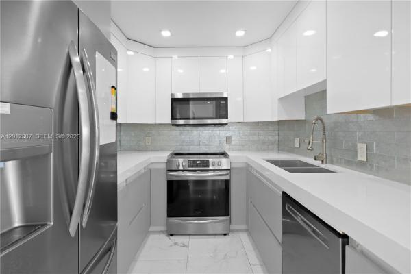 Eldorado Towers, 3675 N Country Club Dr #2008, Aventura, Florida 33180, image 1