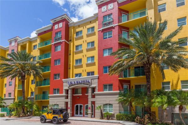 Valencia, 6001 SW 70th St #325, South Miami, Florida 33143, image 1
