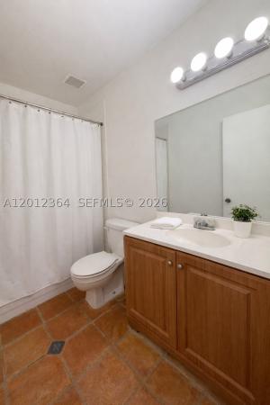 1045 NW 126th Pl, Unincorporated Dade County, Florida 33182, image 3