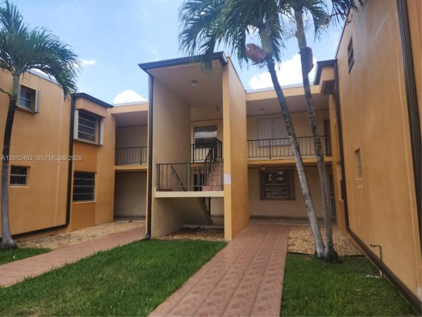 8990 SW 24th St #19, Unincorporated Dade County, Florida 33165, image 1